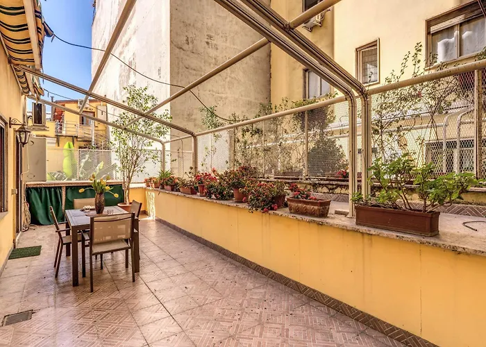 דירה Santa Croce With Private Terrace רומא