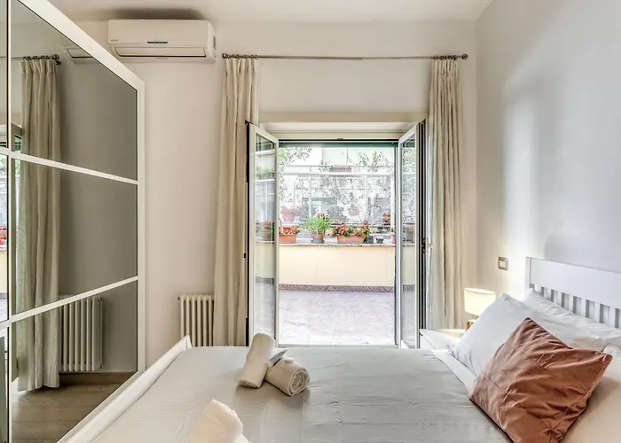 Santa Croce With Private Terrace רומא