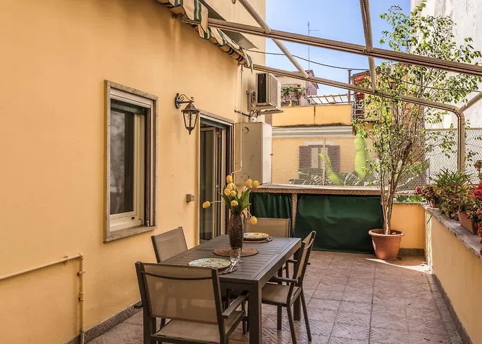 Santa Croce With Private Terrace דירה רומא