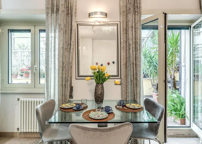Santa Croce With Private Terrace * רומא